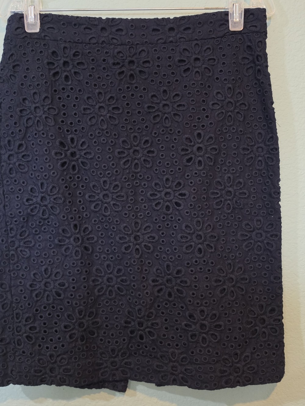 J. Crew Black Eyelet No. 2 Pencil Skirt Daisy Floral Cutout Garden Whimsy Sz 6